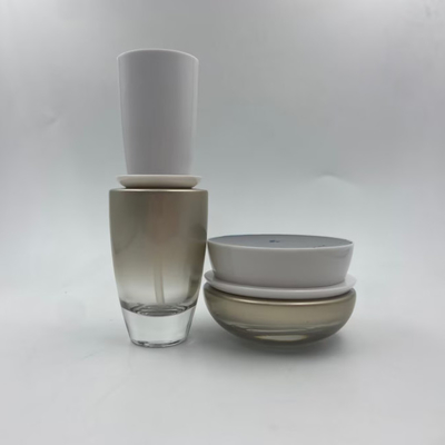 Botelha de loção Botelha cosmética com bomba e tampa Jar de creme Embalagem cosmética OEM