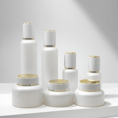 Preço de Fábrica 50ml 100ml 120ml Embalagem de Loção de Vidro Frasco de Vidro com Bomba de Loção Vazio Branco Conjunto para Cuidados com a Pele e Corpo