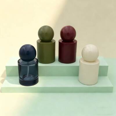 Frascos de Perfume de Vidro de Luxo Personalizados de 30ml e 50ml  Frasco de Vidro com Borrifador ou Bomba de Soro Tampa Redonda para Produto de Soro