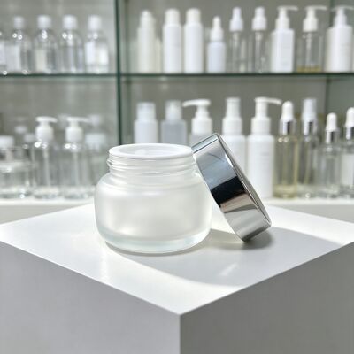 15ml 30ml 50ml Round Glass Cosmetic Cream Jar Empty Face Cream Pot Custom Color Logo Factory Wholesale for Skincare Packaging